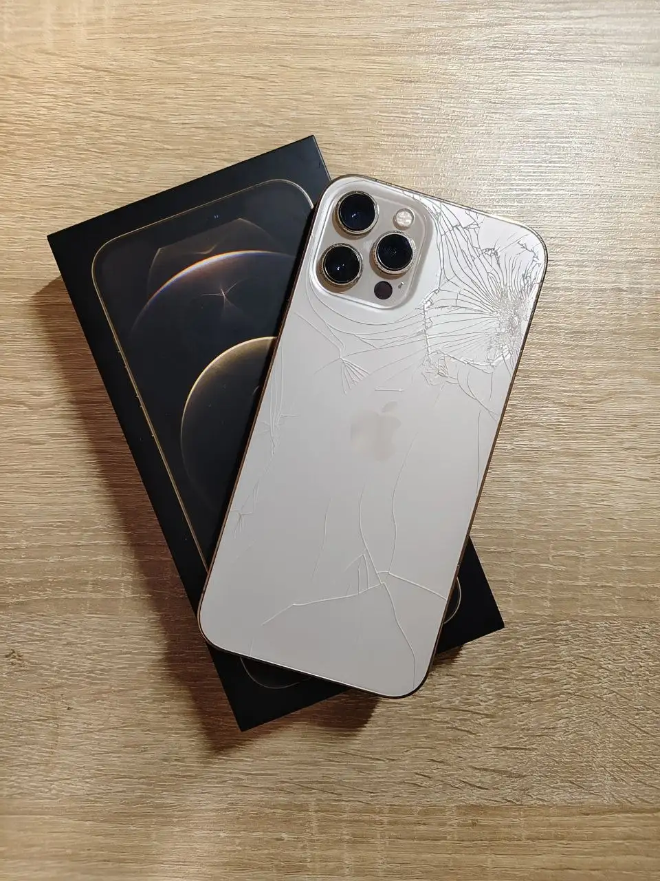 iPhone 12 Pro Max 256GB с неработающим Face ID - Смартфоны (Электроника) в Уфа