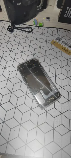 Продажа телефонов Samsung и iPhone 4 - Хобби и отдых в Уфа