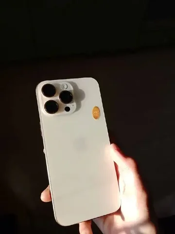 Продаю iPhone 16 Pro Max 256GB - Приборка Flash X3 в Уфа