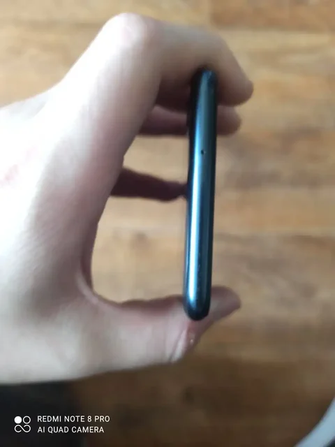 Samsung Galaxy A10 б/у - Цифровые товары в Уфа