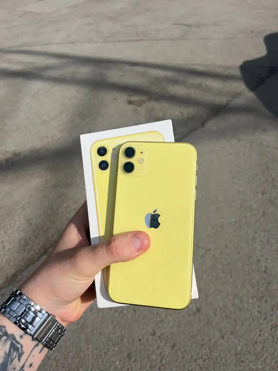 Продам iPhone 11 на 64 ГБ - Смартфоны (Электроника) в Уфа