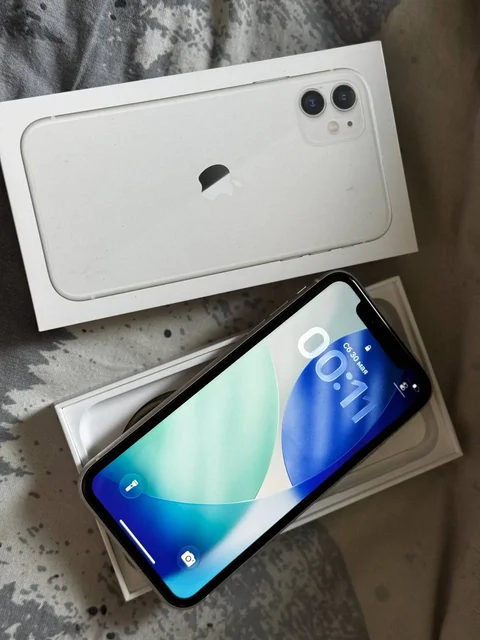 iPhone 11 128GB в идеальном состоянии с комплектом - Телефоны в Уфа