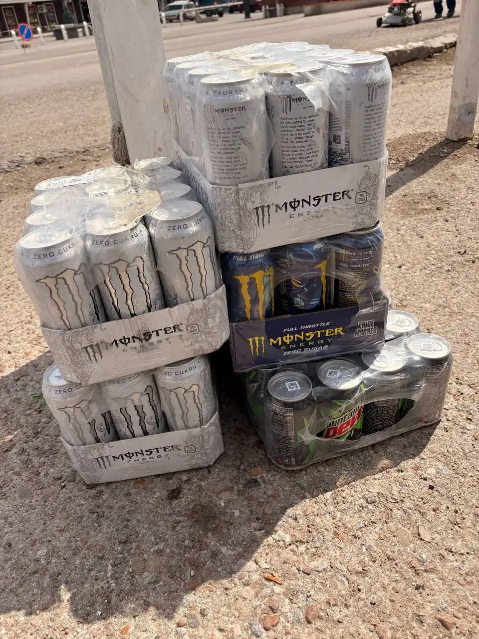 Продажа энергетика Monster - Продукты питания (Барахолка) в Уфа