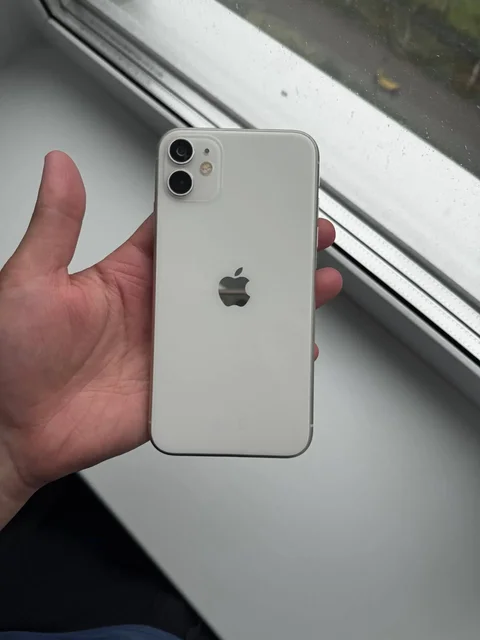 iPhone 11 64GB с замененным аккумулятором, не работает нижний динамик - Смартфоны в Уфа