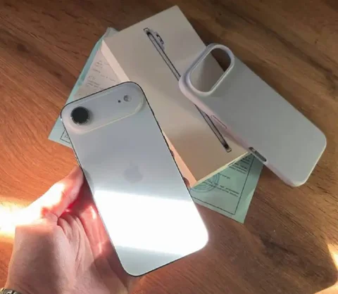 Продам iPhone 17 Air новый - Мониторы в Уфа