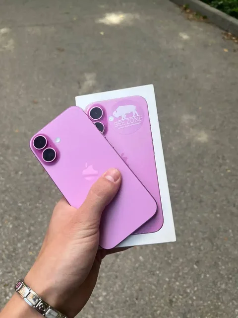 iPhone 16 128GB - Мониторы в Уфа