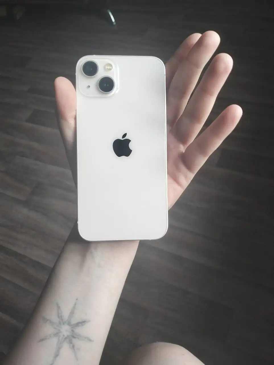 Айфон 13 128GB, менялся дисплей, 2 чехла в комплекте - Смартфоны и гаджеты (Электроника) в Уфа