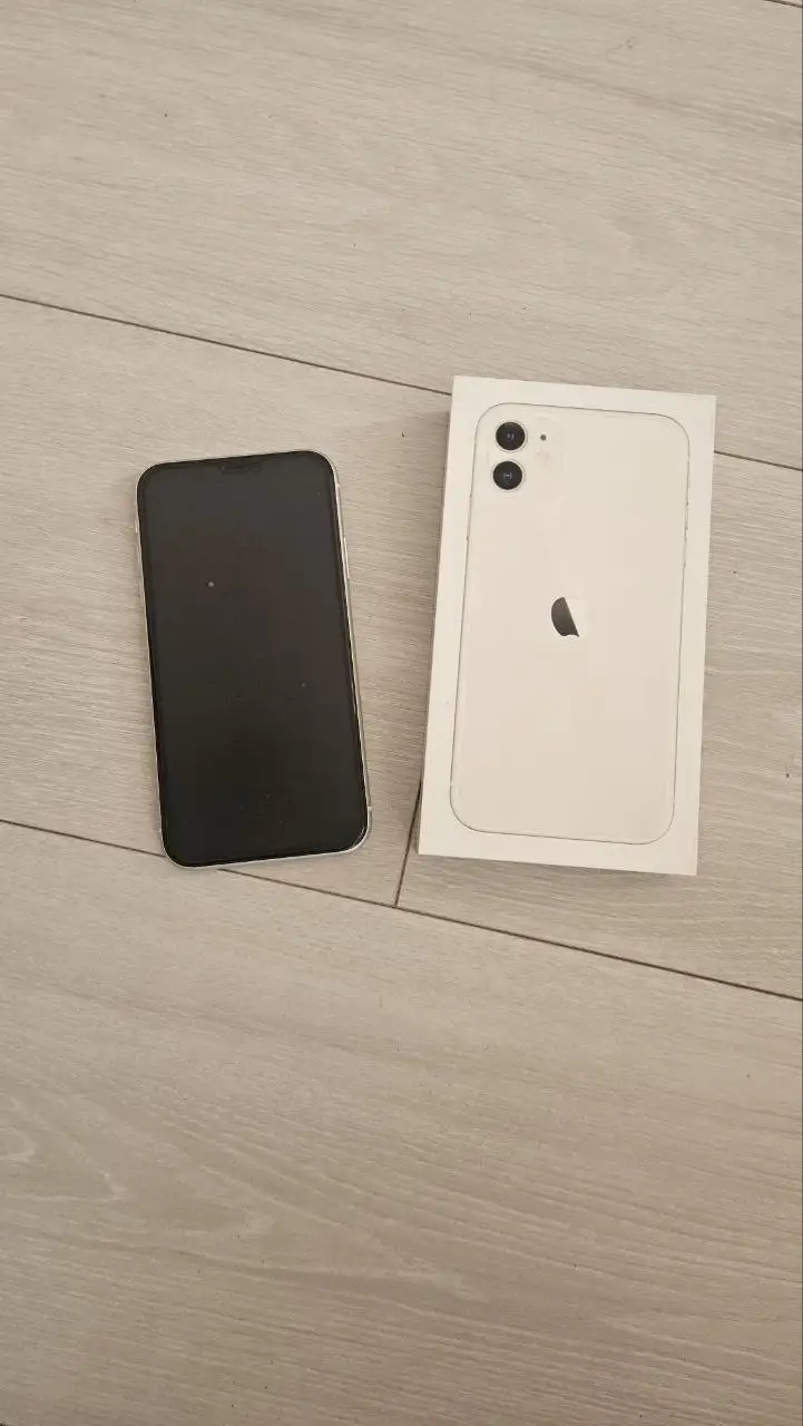 iPhone 11 64 Гб - Смартфоны и гаджеты (Электроника) в Уфа