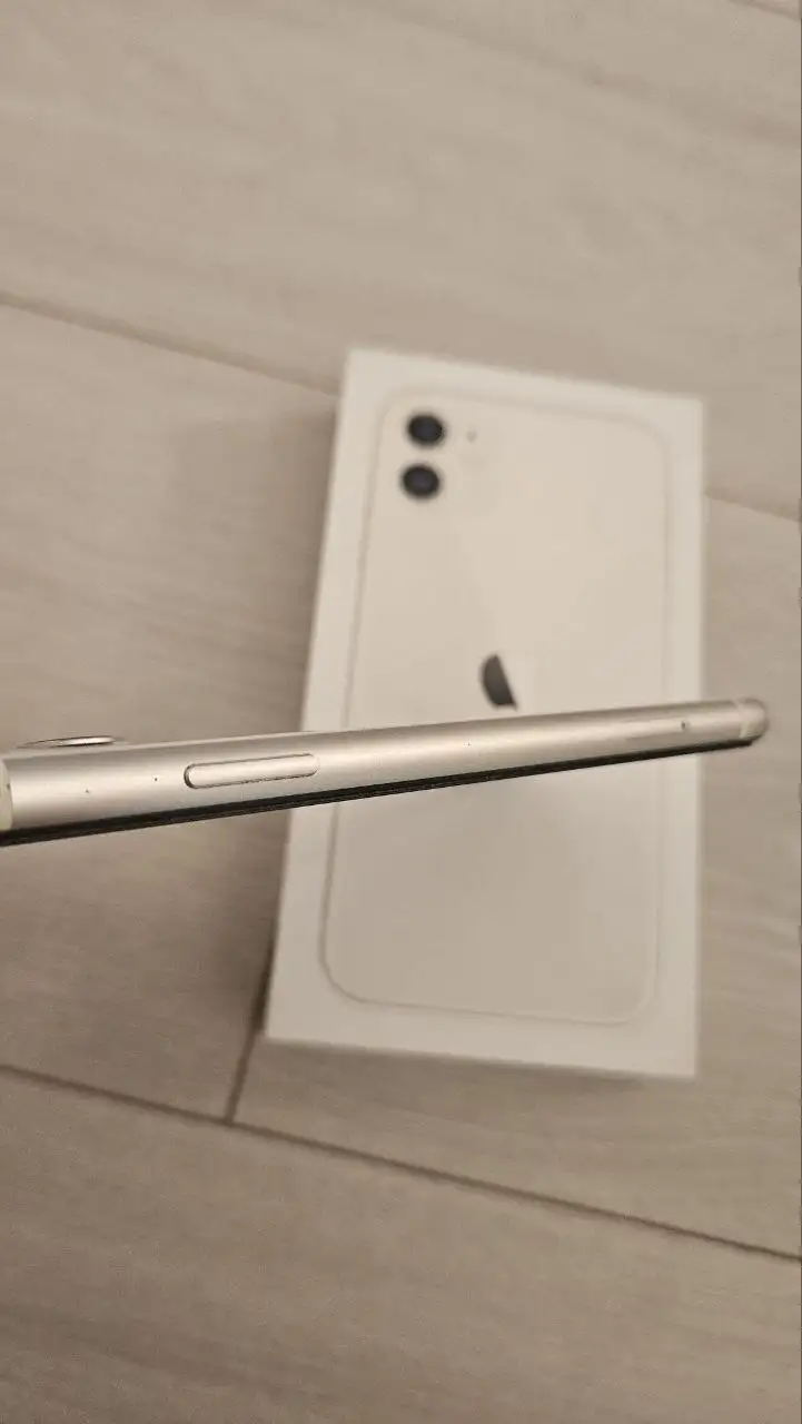 iPhone 11 64 Гб - Смартфоны и гаджеты (Электроника) в Уфа