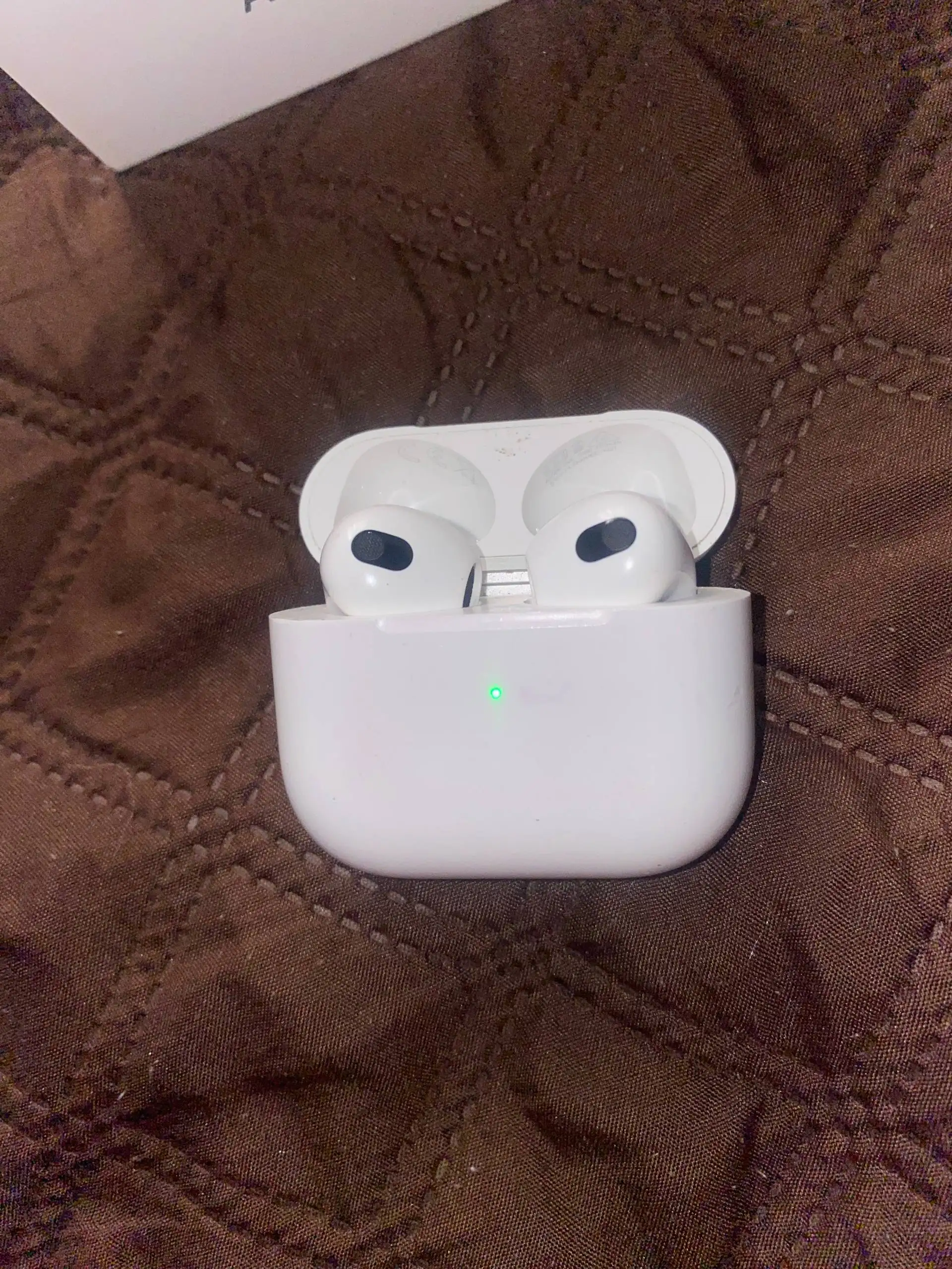 Продам оригинальные AirPods 3 - Электроника в Уфа