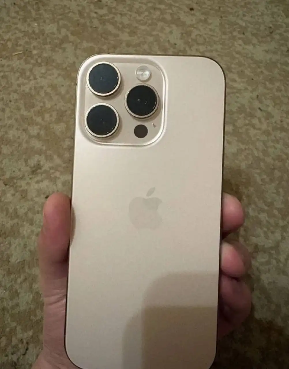 iPhone 16 Pro 128GB золотистый - Смартфоны и гаджеты (Электроника) в Уфа