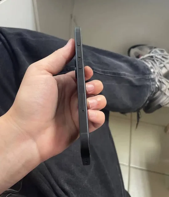 iPhone 16 256GB серый - Смартфоны и гаджеты в Уфа