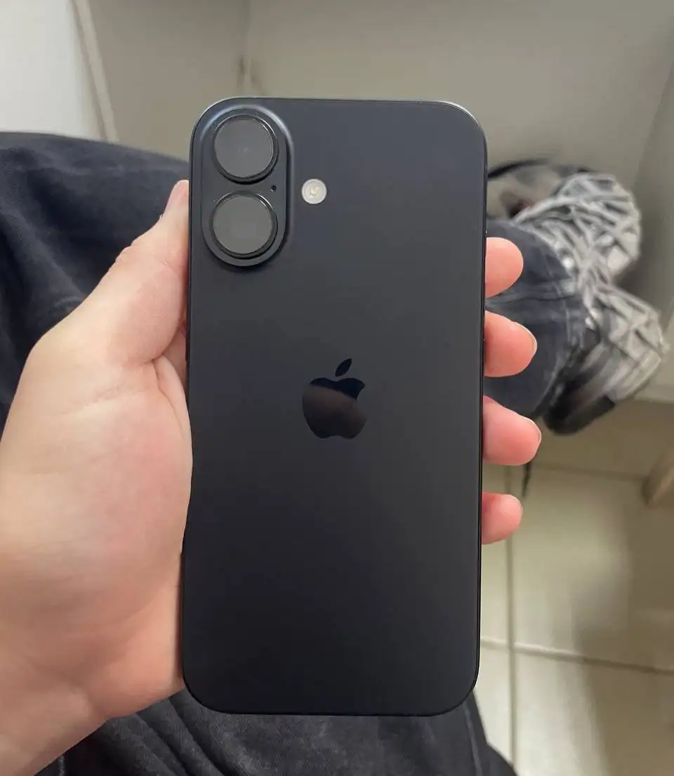 iPhone 16 256GB серый - Смартфоны и гаджеты (Электроника) в Уфа