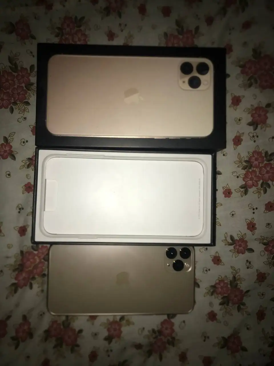 Продам iPhone 11 Pro Max 64GB - Смартфоны (Электроника) в Уфа