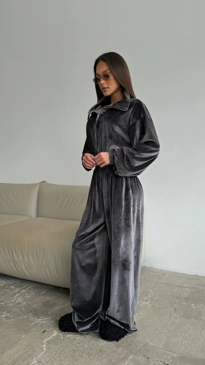Велюровый комбинезон - Комбинезоны (Одежда) в Уфа