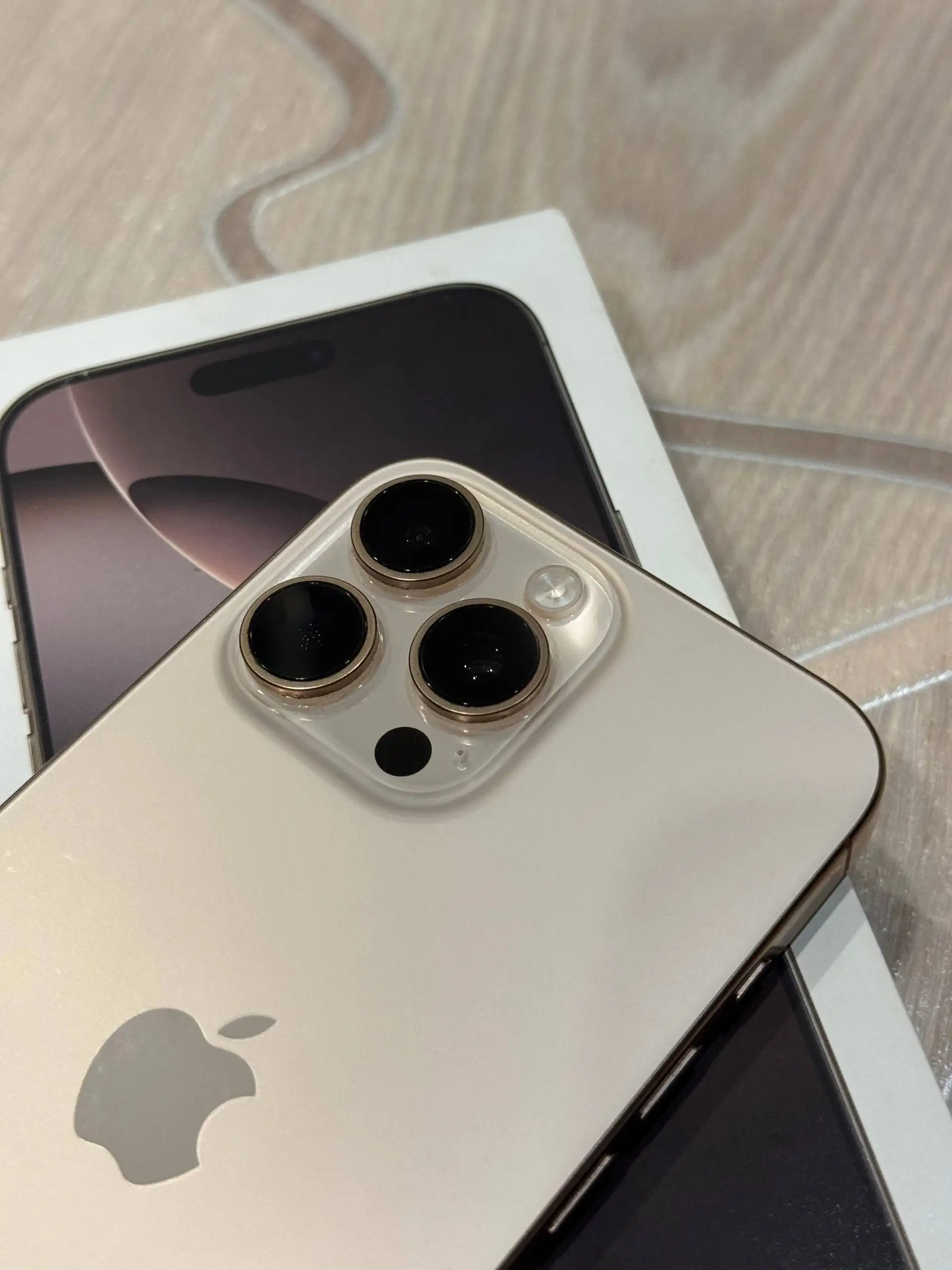Продаю iPhone 16 Pro Max 256GB - Смартфоны и гаджеты (Электроника) в Уфа