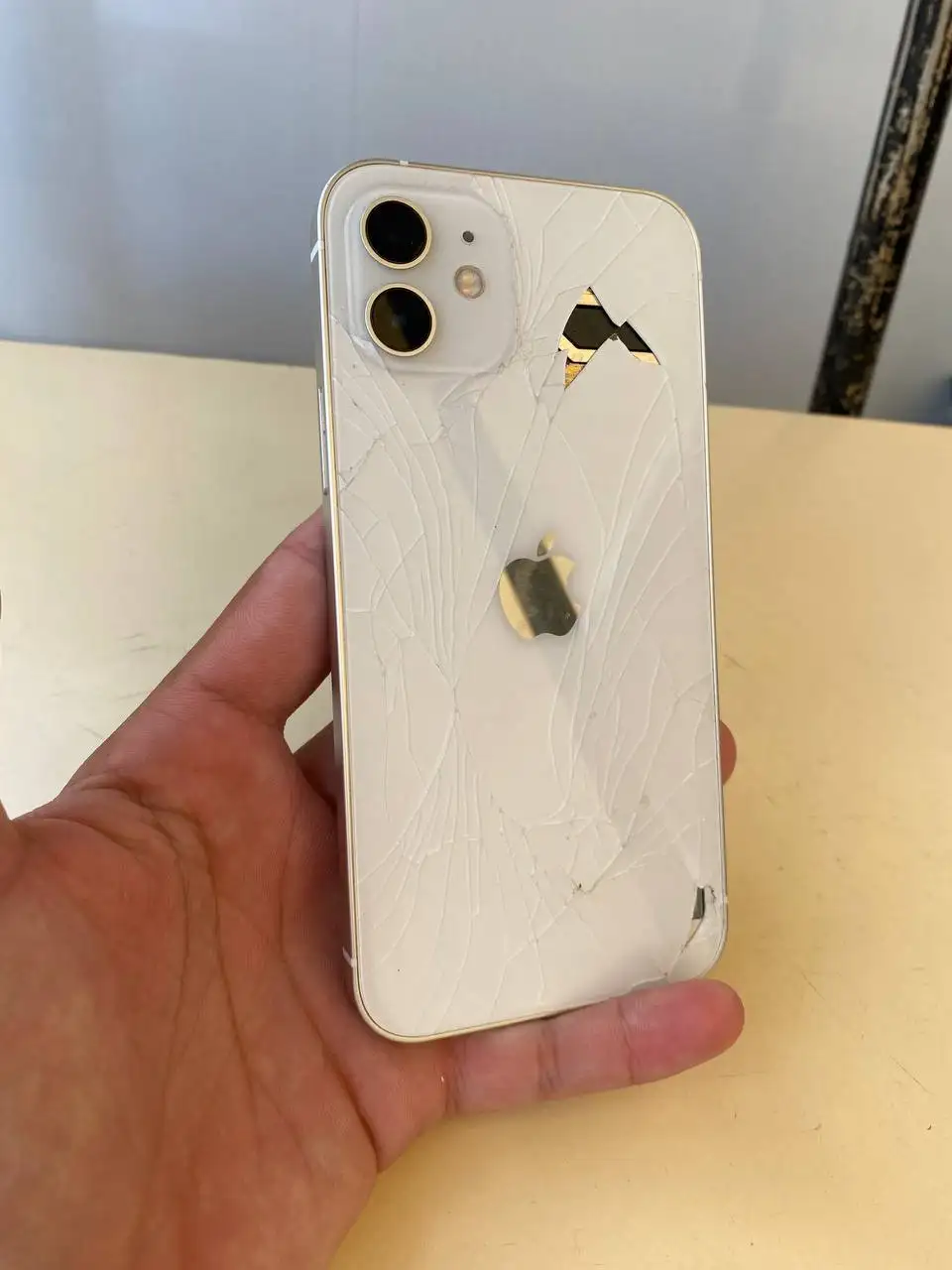 Продам iPhone 12 128GB - Смартфоны и гаджеты (Электроника) в Уфа