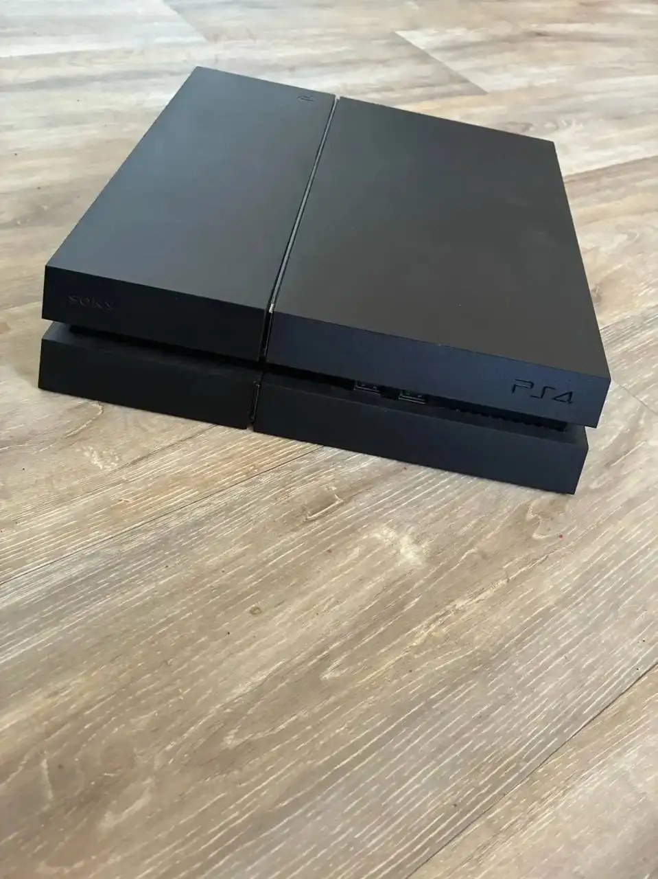 Продам прошитую PS4 в отличном состоянии - Электроника в Уфа