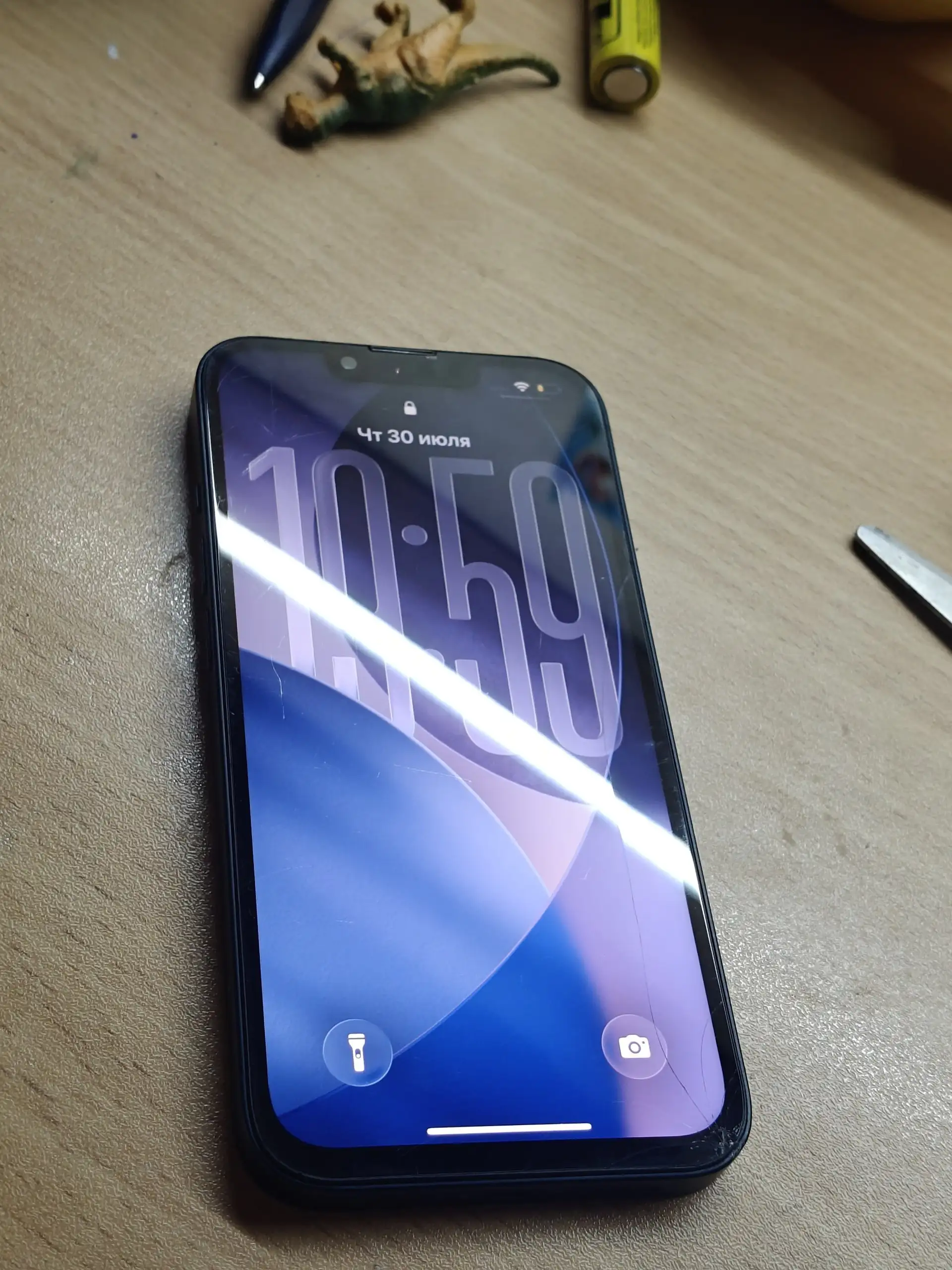 iPhone 13 128GB с дефектом сети - Смартфоны (Электроника) в Уфа