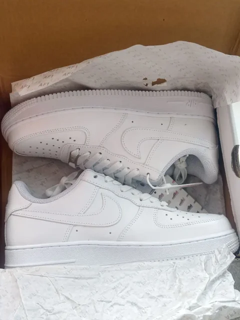 Nike Air Force 1 Белые 41 размер - Куртки в Уфа
