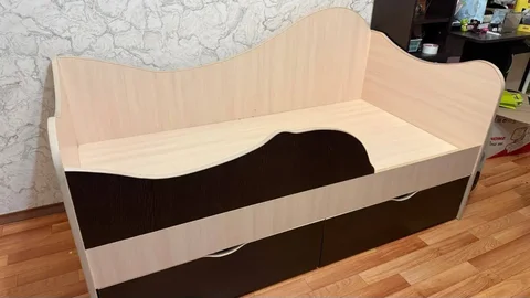 Детская кровать 160х80 с полками - Развивающие игрушки в Уфа