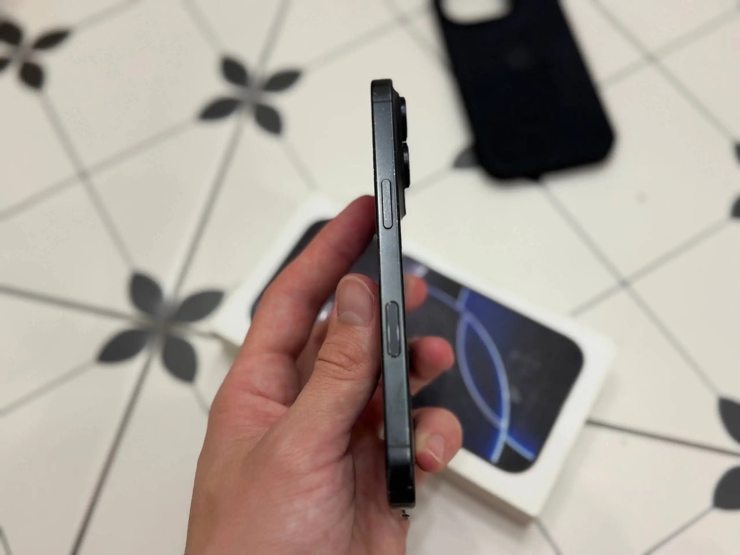 iPhone 16 Pro 128 GB - Телефоны (Электроника) в Уфа