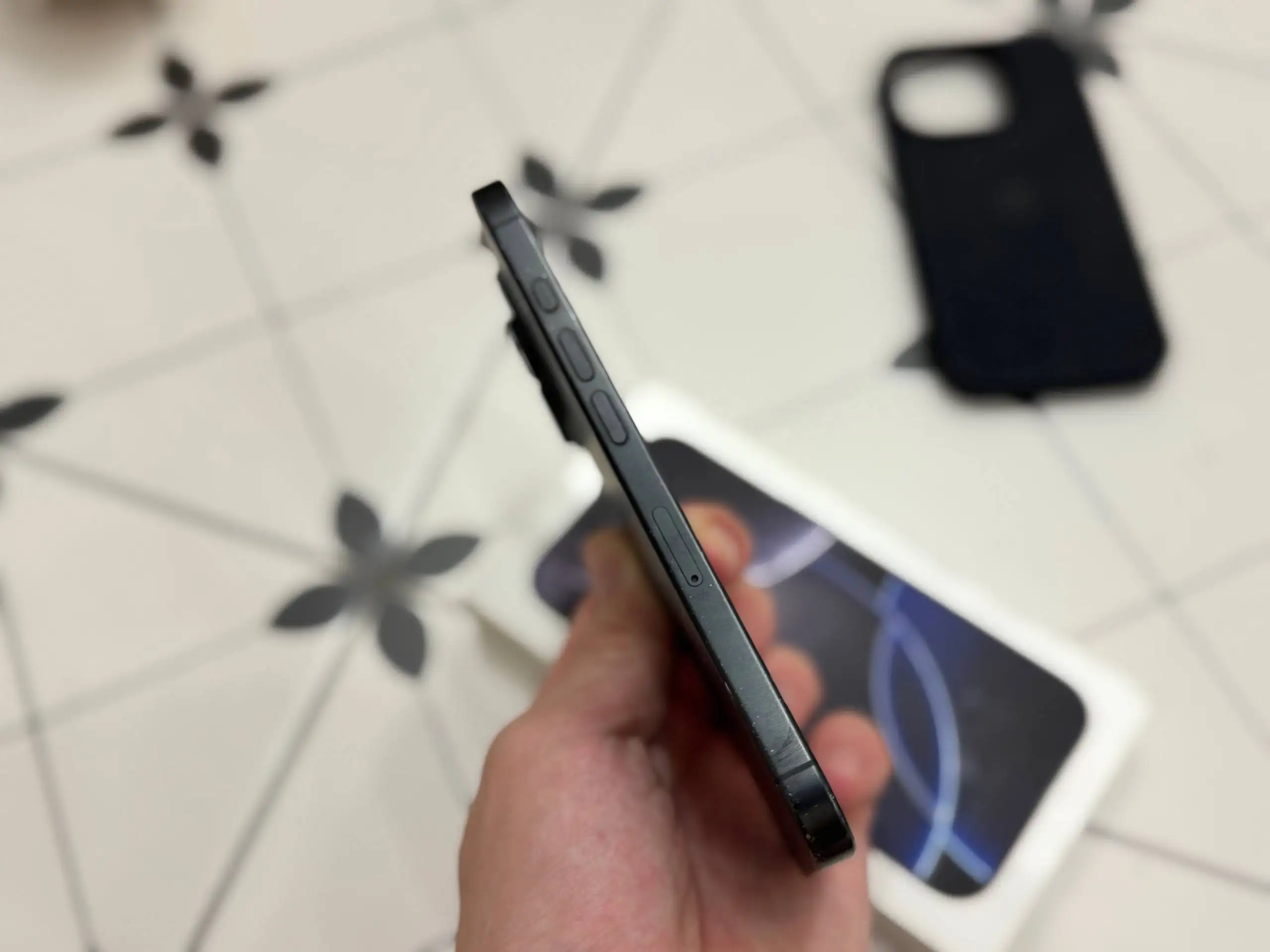 iPhone 16 Pro 128 GB - Телефоны (Электроника) в Уфа