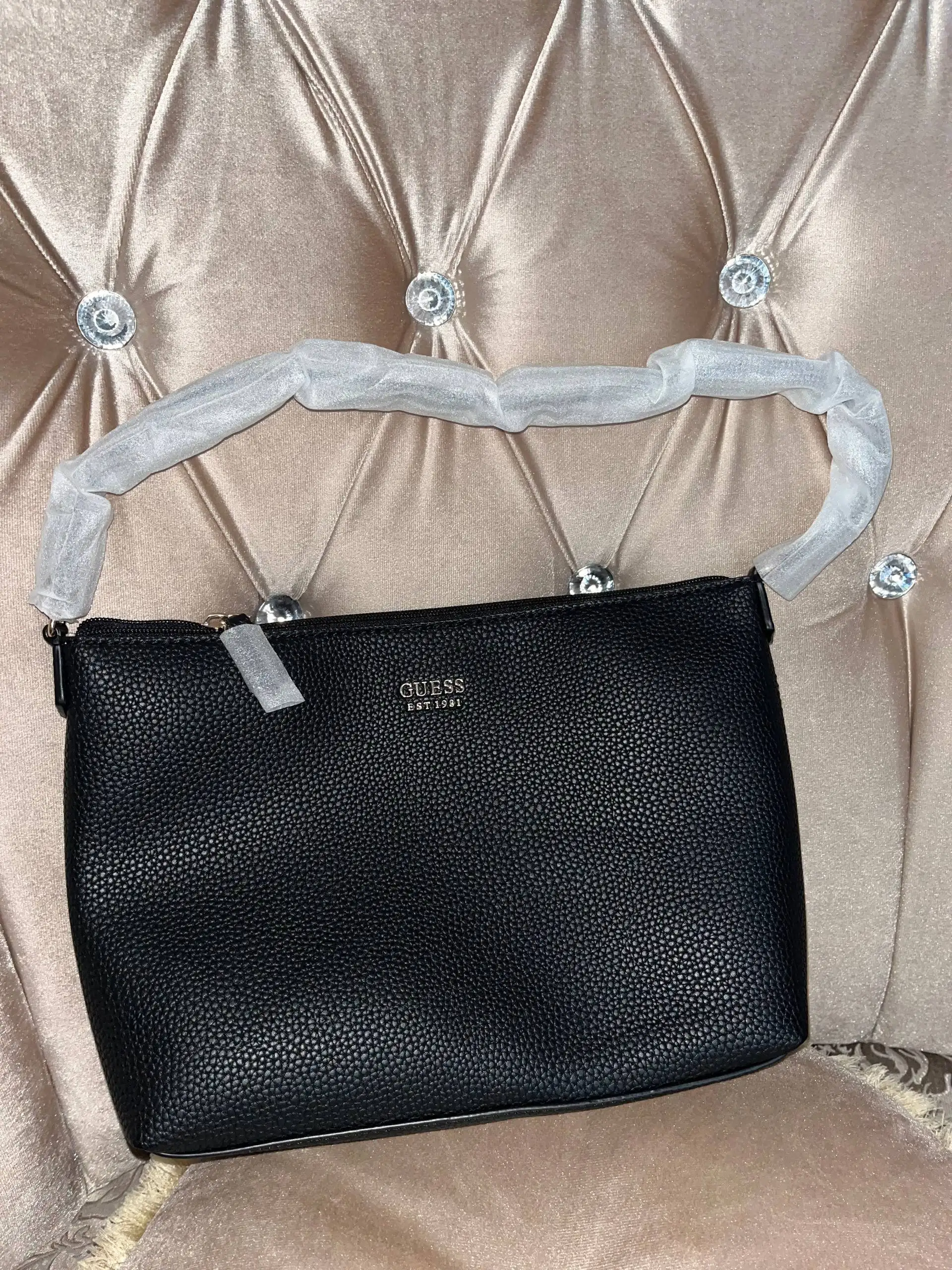 Сет сумок Guess (клатч+косметичка-кошелек) - Одежда в Уфа