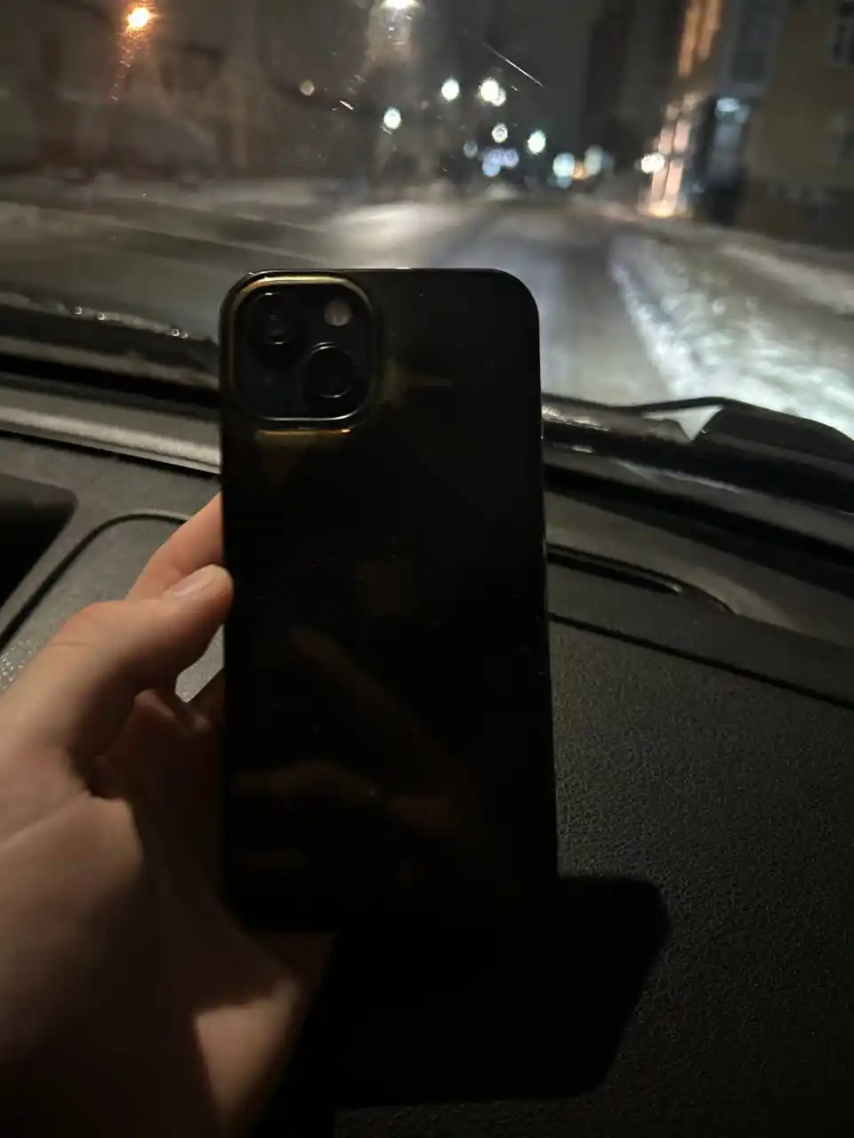 Продам iPhone 13 256GB