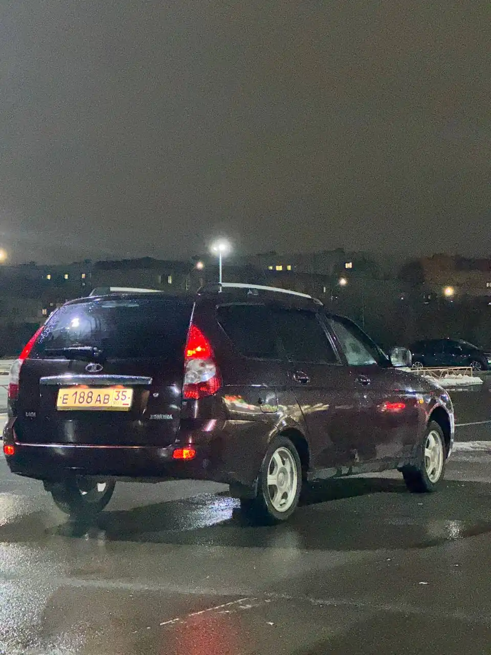 Продажа автомобиля Приора 2012 года