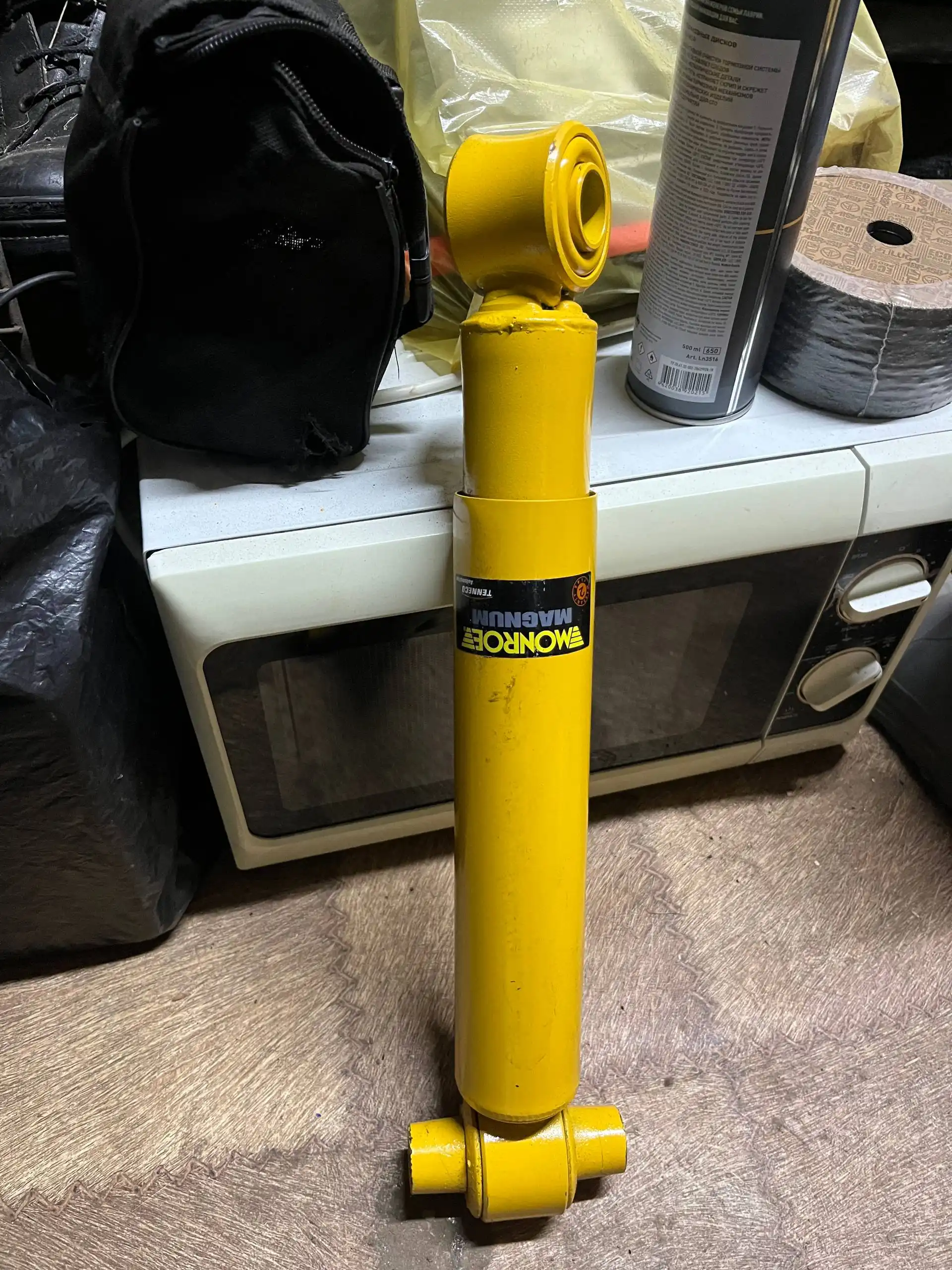 Амортизатор и колодки для авто