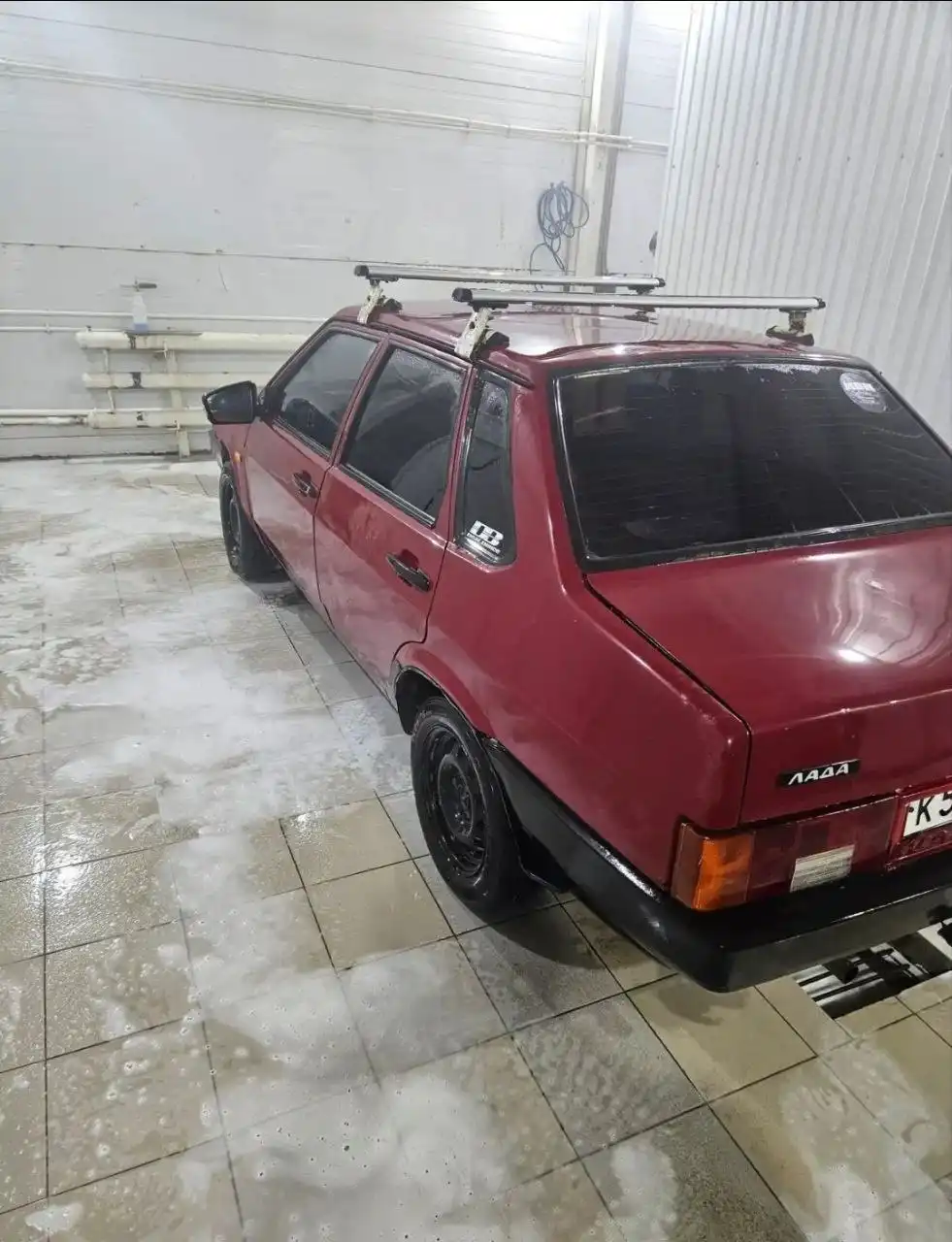 Автомобиль с зимней и летней резиной