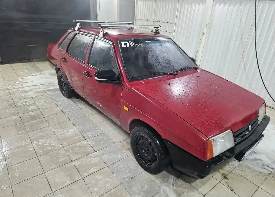 Автомобиль с зимней и летней резиной