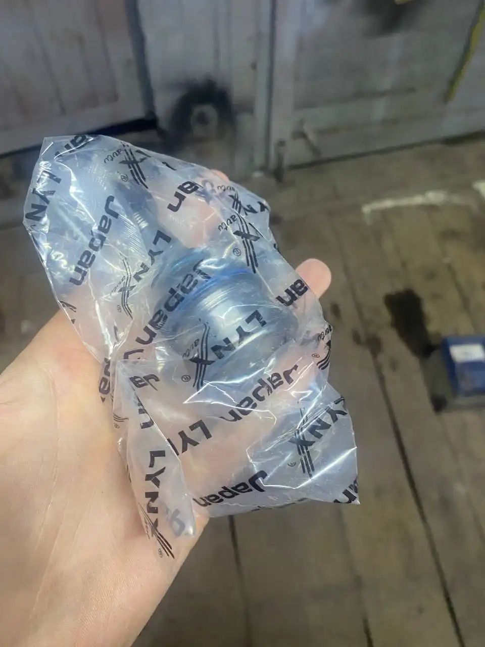 Продажа запчастей для автомобиля Джили