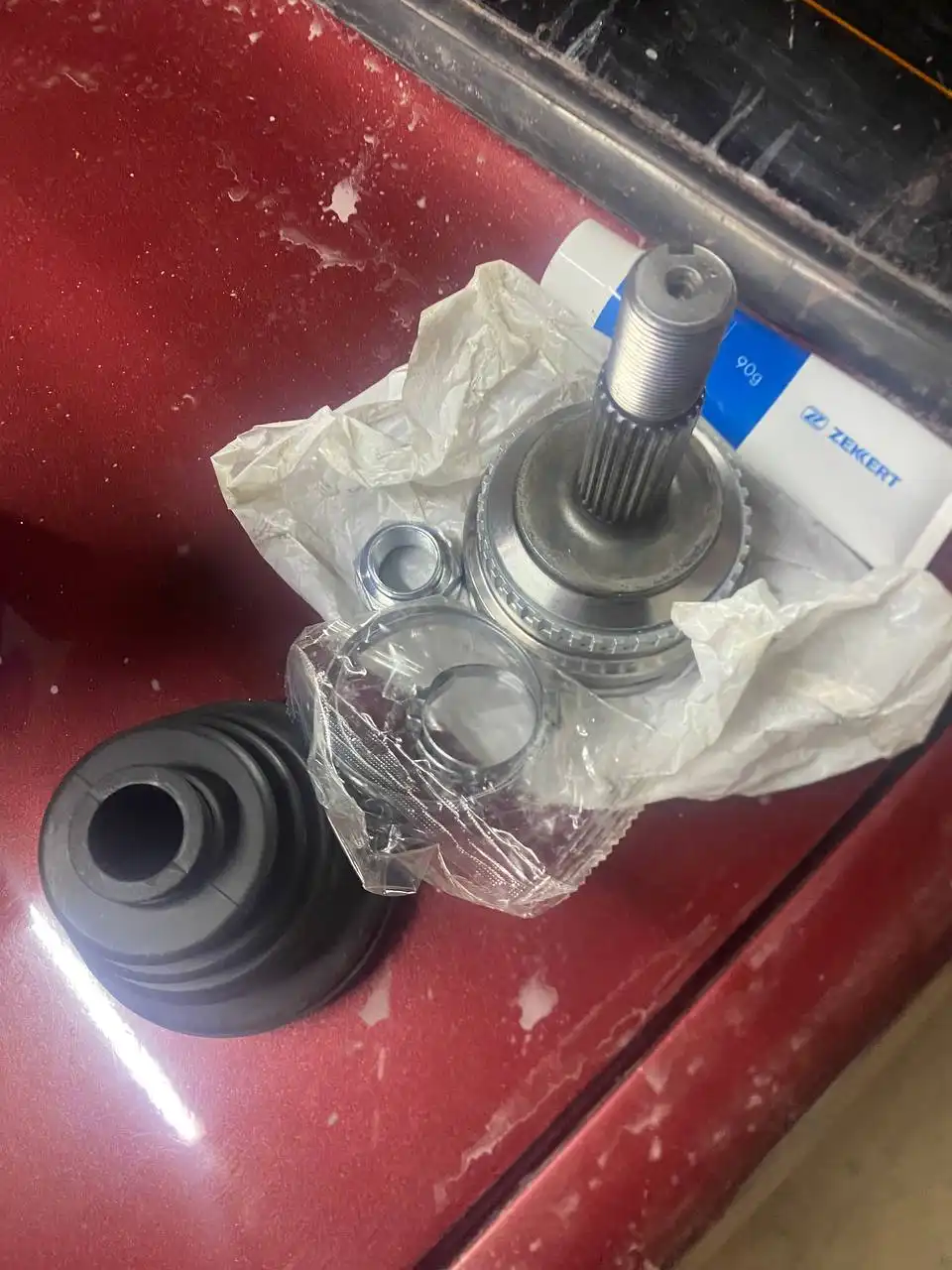 Продажа запчастей для автомобиля Джили