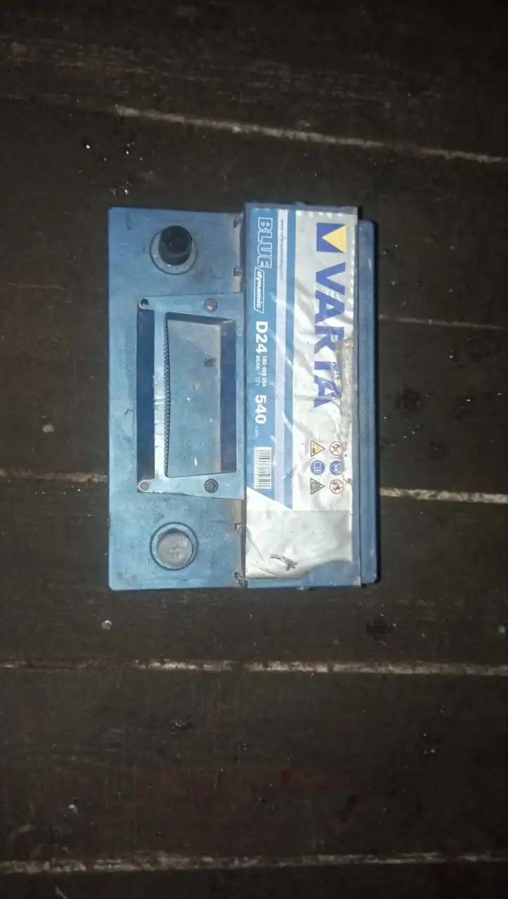 Продам рабочий АКБ