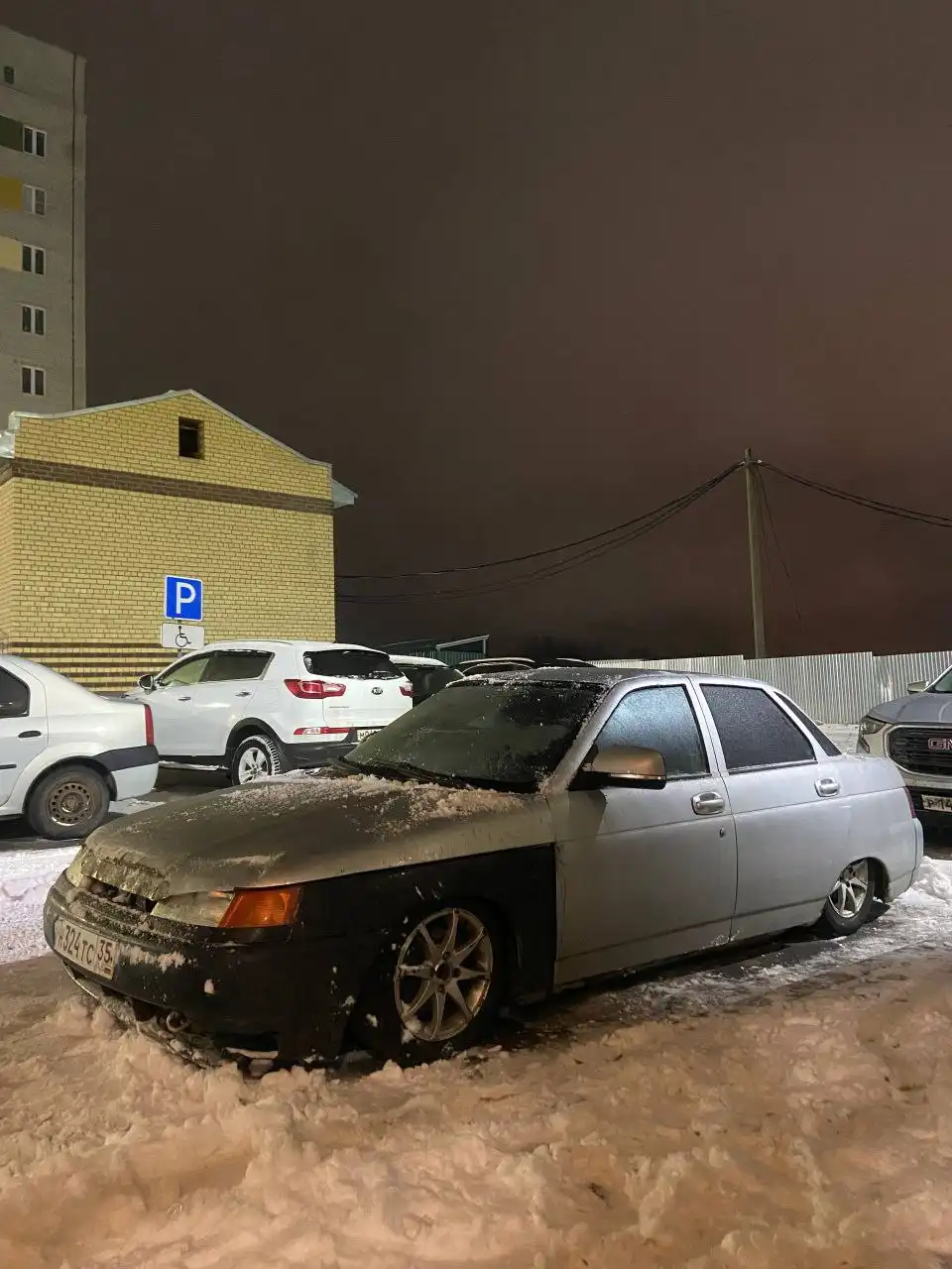 Продажа автомобиля ВАЗ 2006 года с двигателем 1.24 л