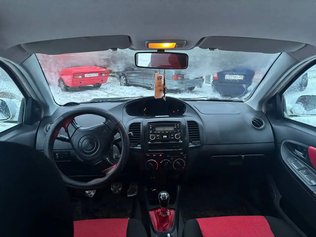 Продажа автомобиля 2013 года в Вологде