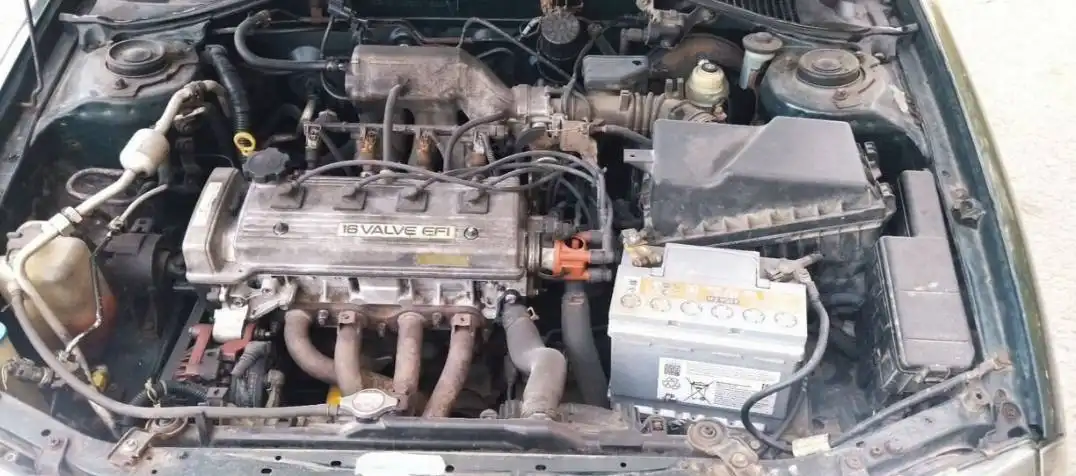 Toyota Avensis 1998 года