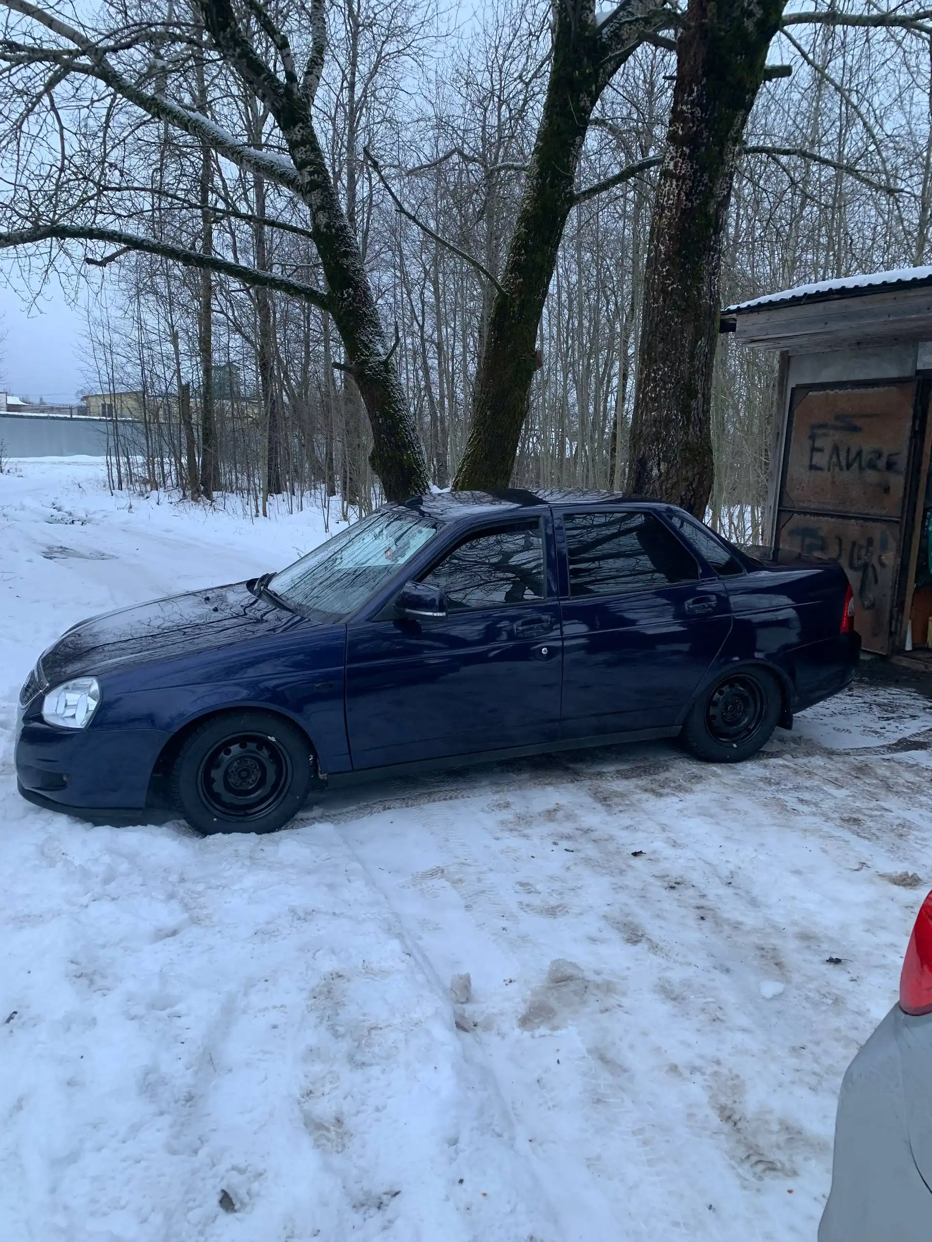 Продам Ладу Приору 2012 года в отличном состоянии