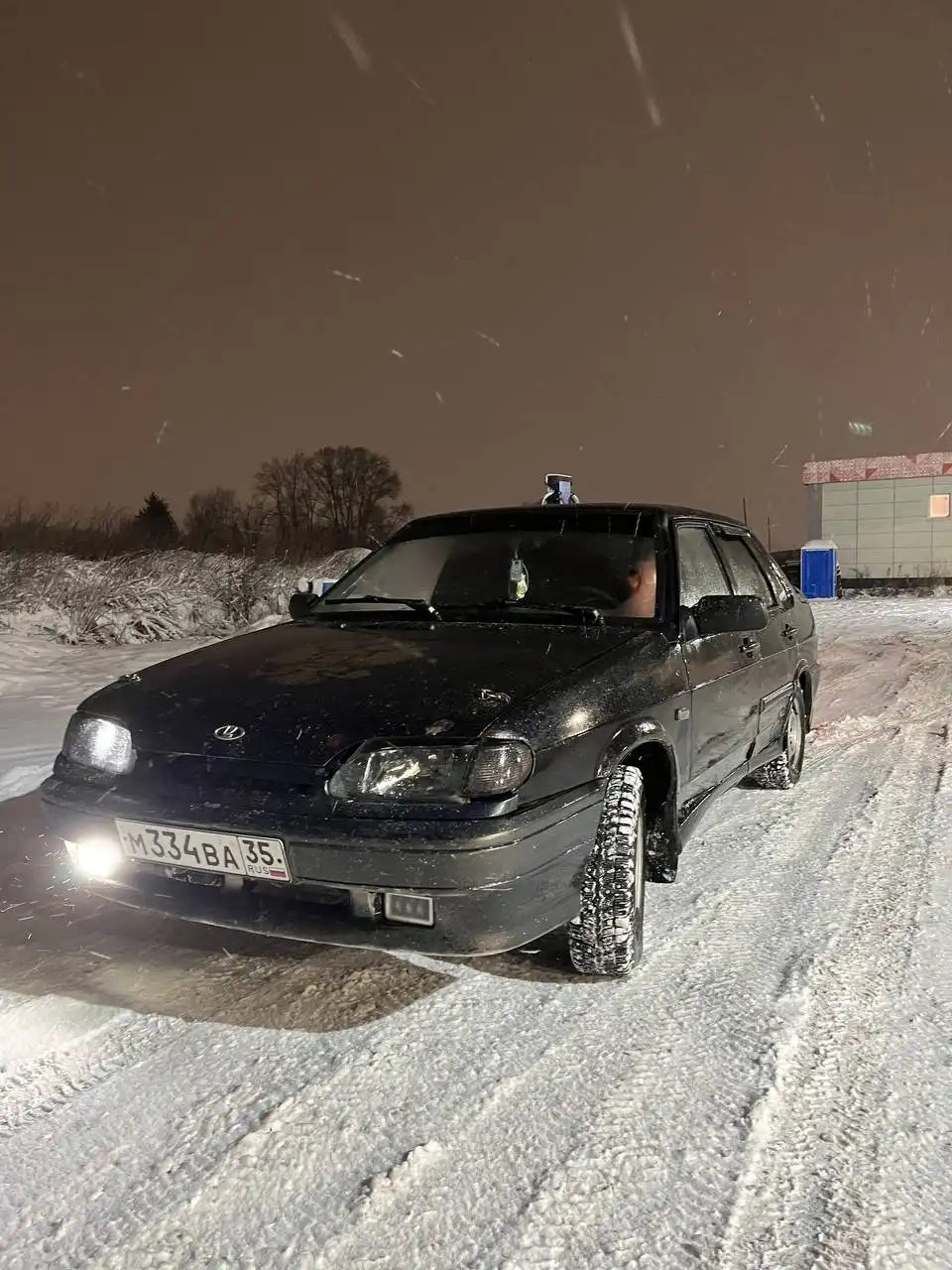 Автомобиль 2004 года выпуска