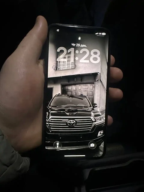 iPhone 11 Pro Max 64GB в хорошем состоянии - Электроника в Вологда