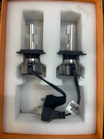 Продажа ламп H4 и комплекта эво ковров на автомобили ВАЗ - Госномера в Вологда