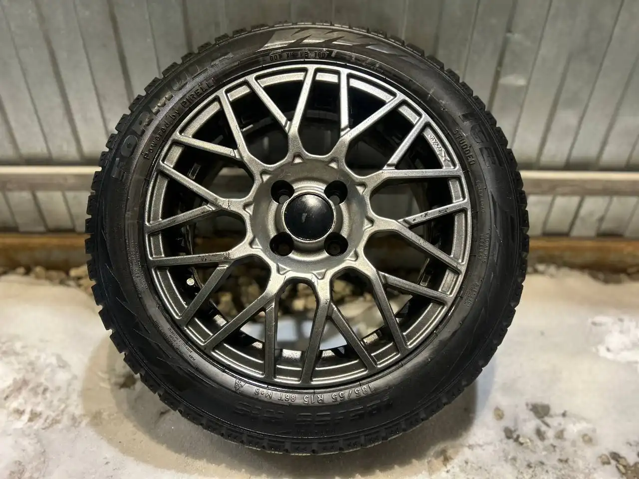 Продам диски X'trike X-132 R15 с резиной