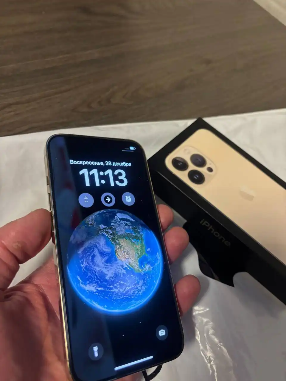 Продается iPhone 13 128 ГБ