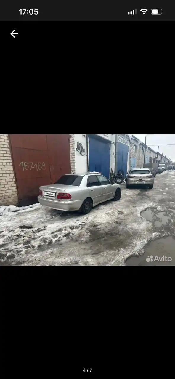 Продам автомобиль 2002 года с хорошим оснащением