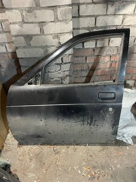 Двери для автомобиля Приора - Запчасти в Вологда