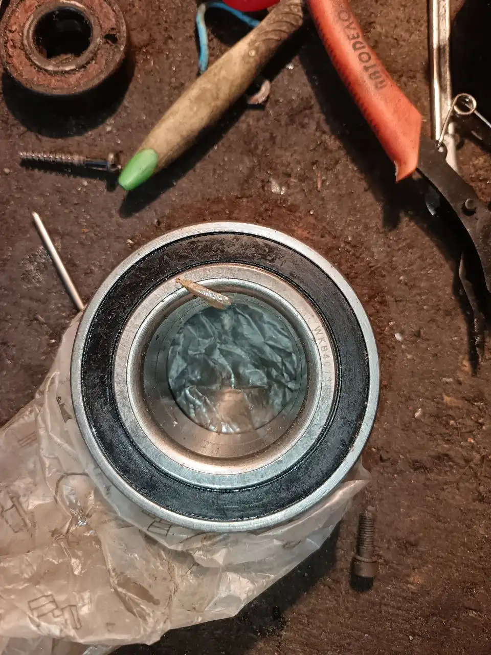 Запчасти на Honda CR-V 1998 года