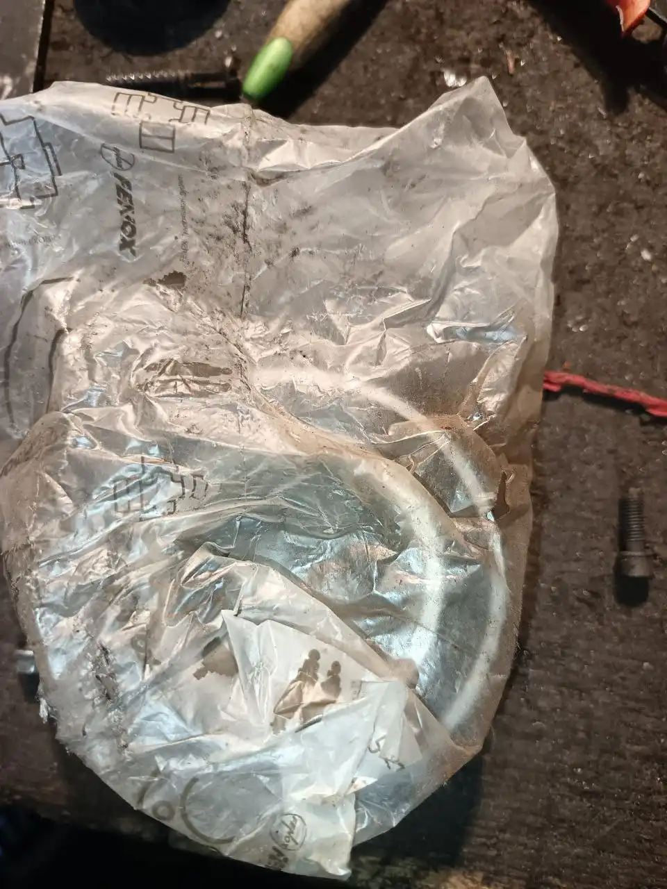 Запчасти на Honda CR-V 1998 года