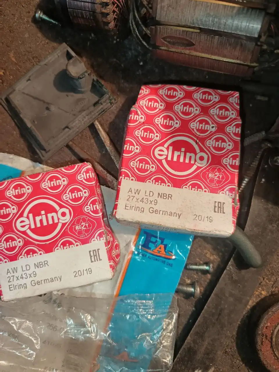 Запчасти на Honda CR-V 1998 года